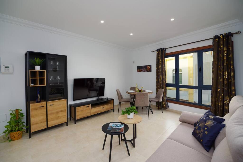 Moderno Y Elegante Apartamento Centrico Con Balcon Playa Blanca  Eksteriør billede